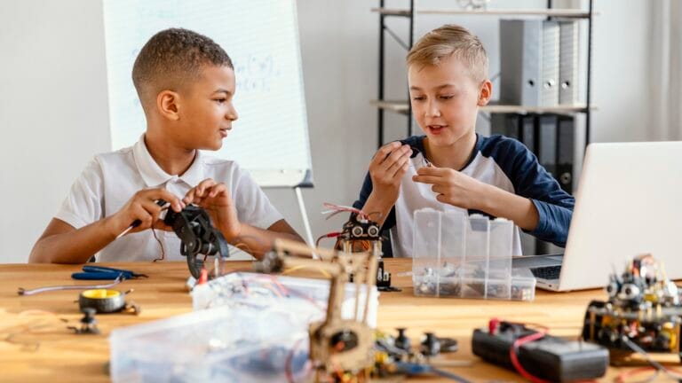 Robotics Fundamentals: Building the Future